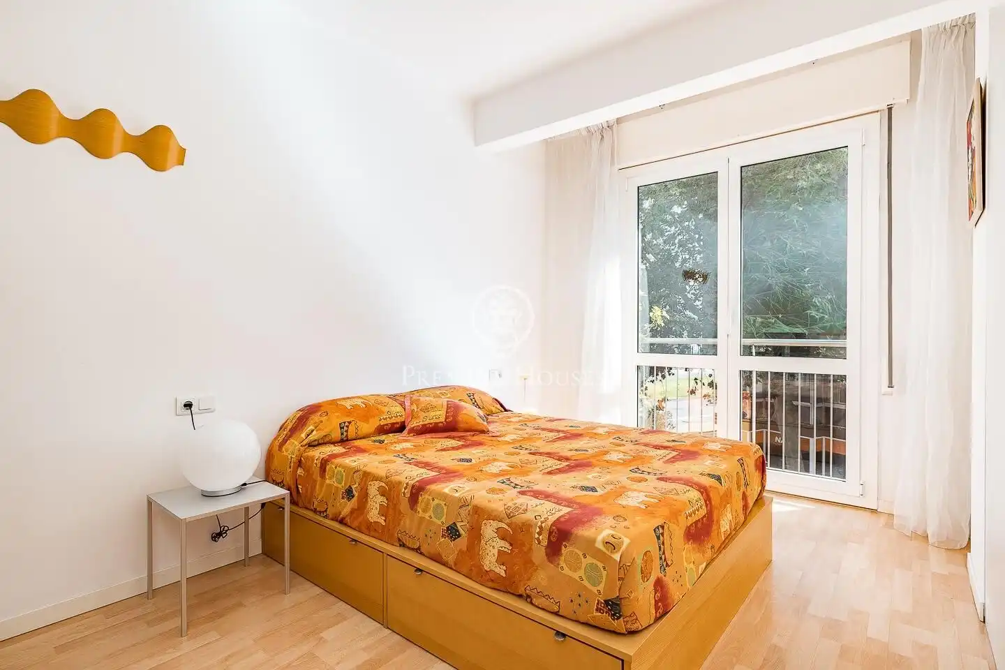 Dormitori de Apartament en venda en Barcelona amb Aire condicionat, Calefacció i Terrassa
