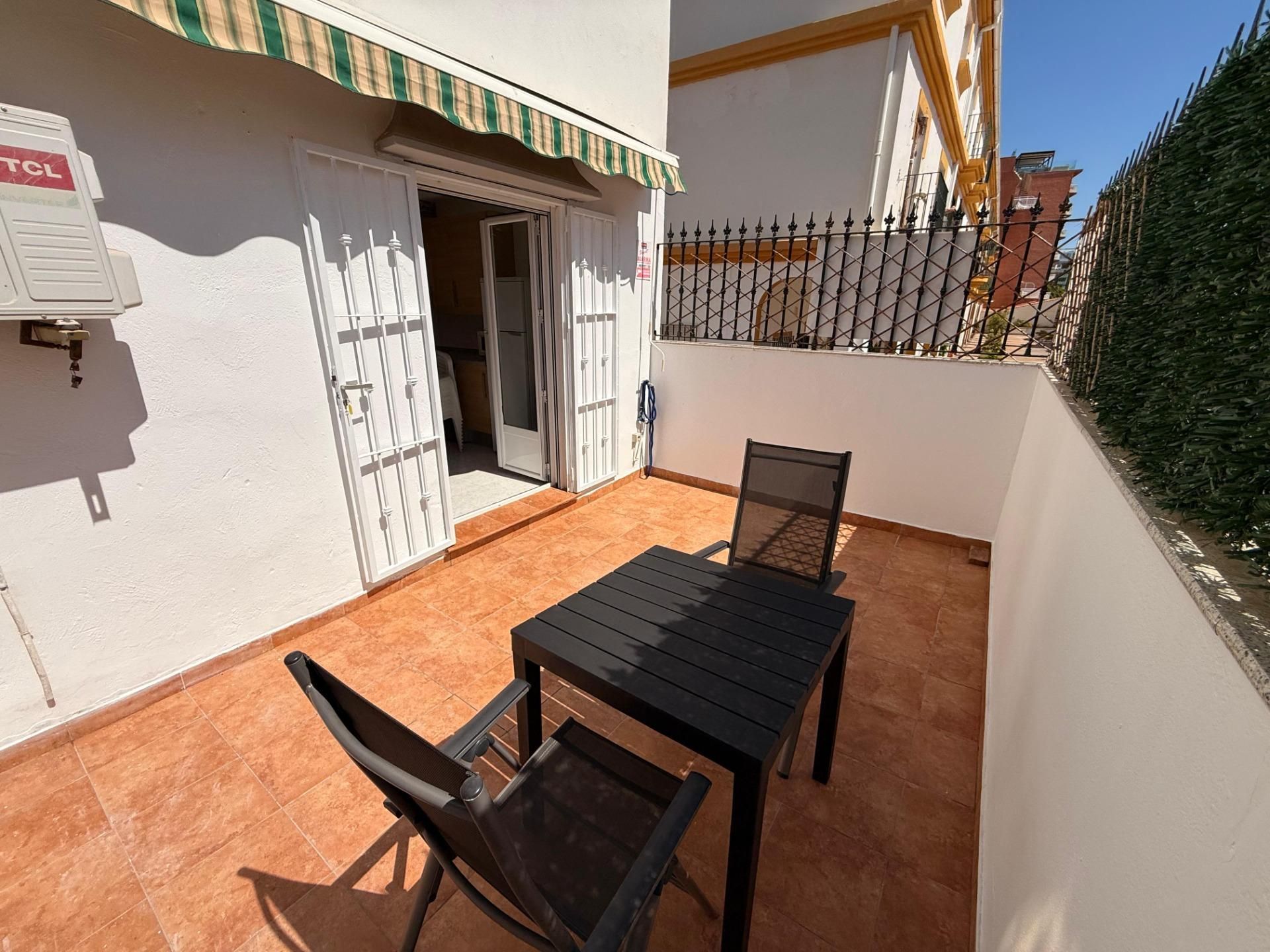 Planta baja en venta en Calle BAJONDILLO, 27, El Bajondillo