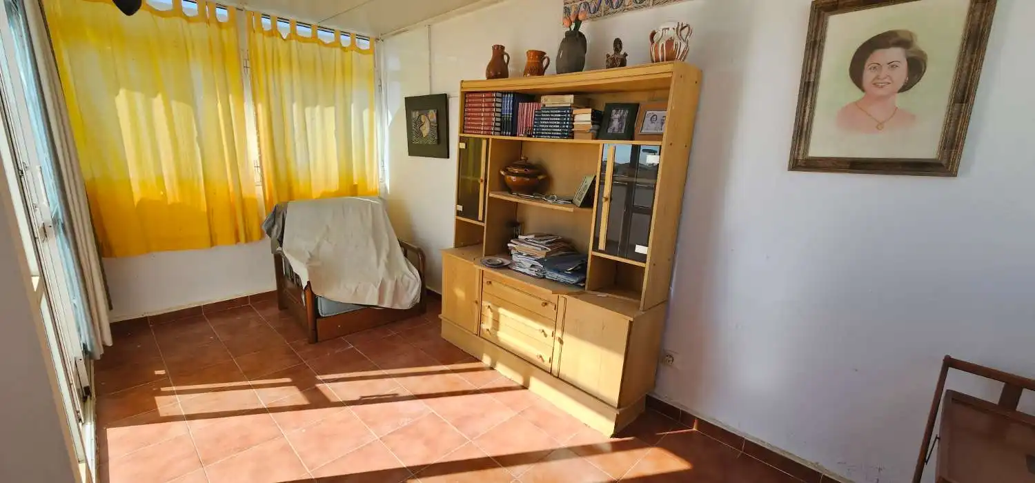 Wohnzimmer von Einfamilien-Reihenhaus zum Verkauf in Torrevieja mit Terrasse, Möbliert und Alarm