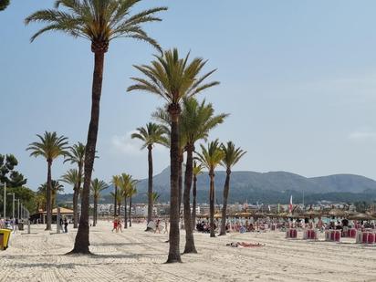 Vista exterior de Dúplex en venda en Alcúdia amb Aire condicionat, Jardí privat i Terrassa