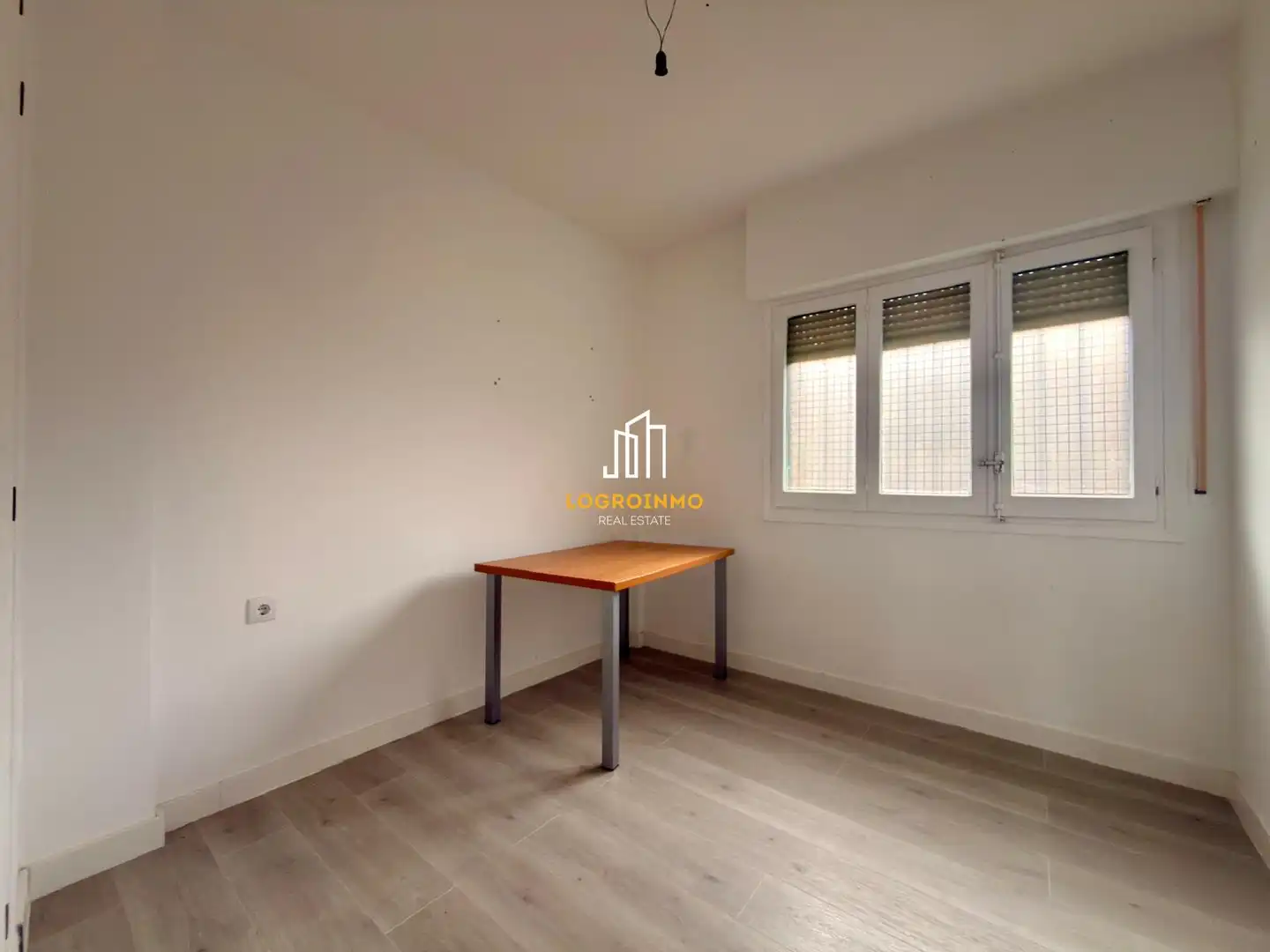 Bedroom of Houses for sale in Tricio  with Heating, Private garden and Parquet flooring