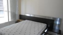 Bedroom of Flat to rent in  Madrid Capital  with Air Conditioner and Swimming Pool