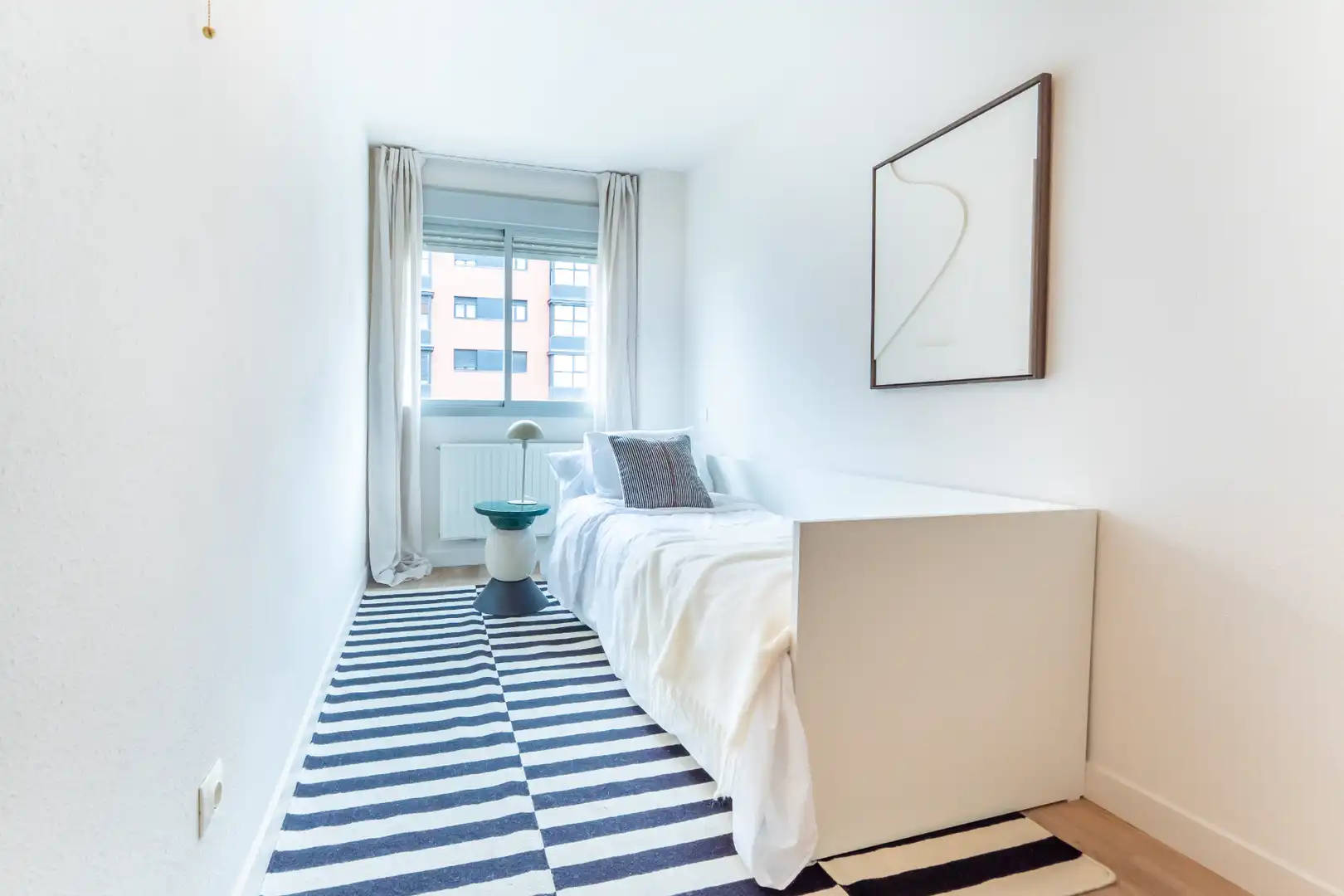 Bedroom of Flat for sale in Madrid  with Air Conditioner, Storage room and Community pool