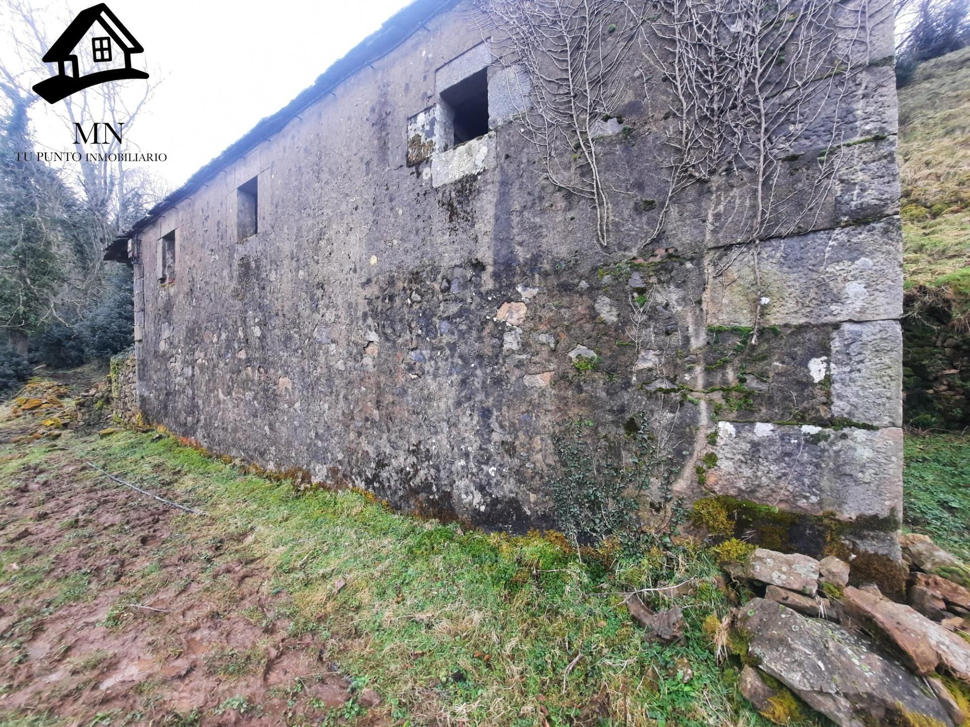 Außenansicht von Country house zum verkauf in San Pedro del Romeral mit Privatgarten