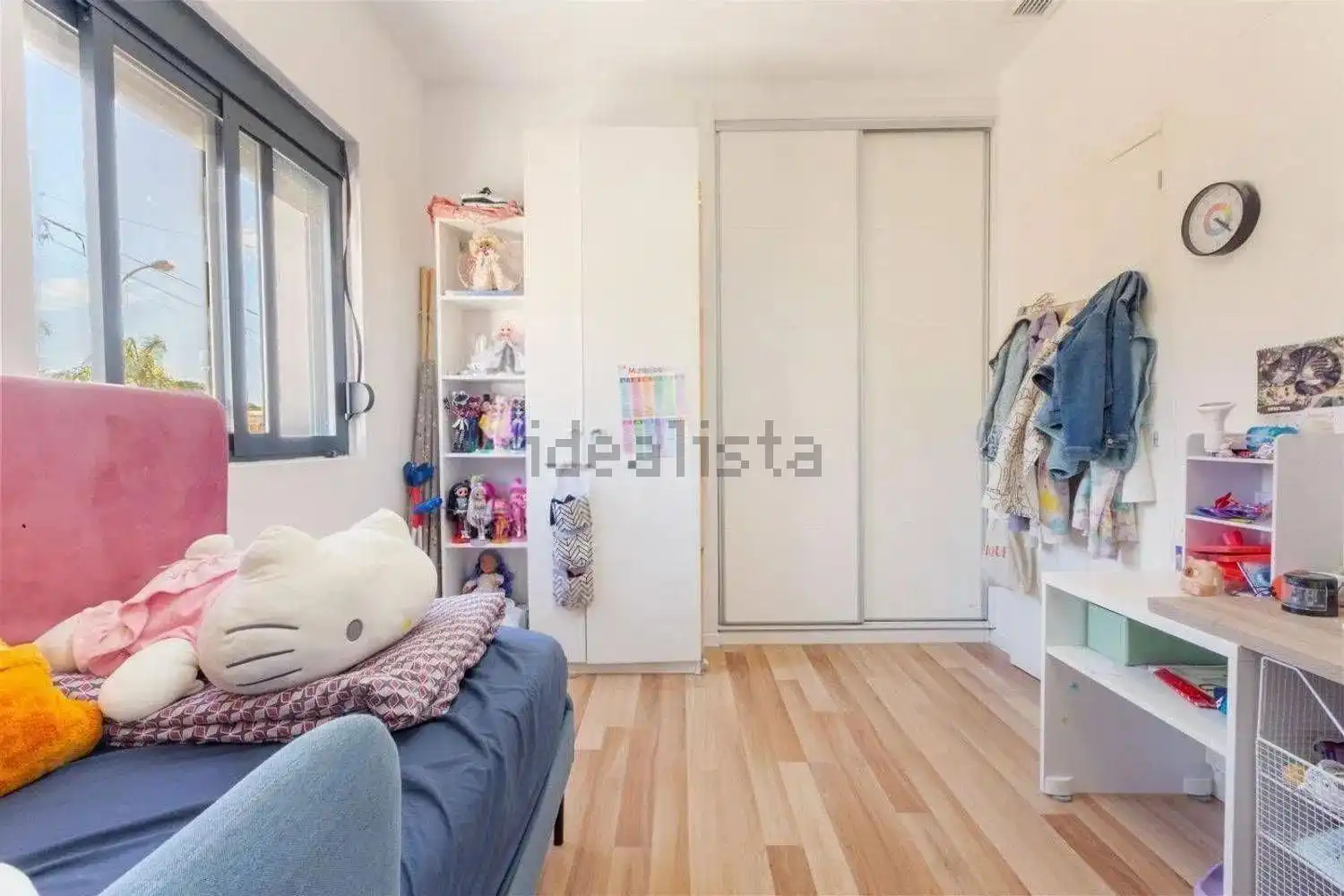 Dormitori de Casa o xalet en venda en L'Eliana amb Jardí privat, Terrassa i Piscina