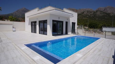 MAGNIFICA VILLA DE NUEVA CONSTRUCCIÓN EN UN NIVEL EN POLOP