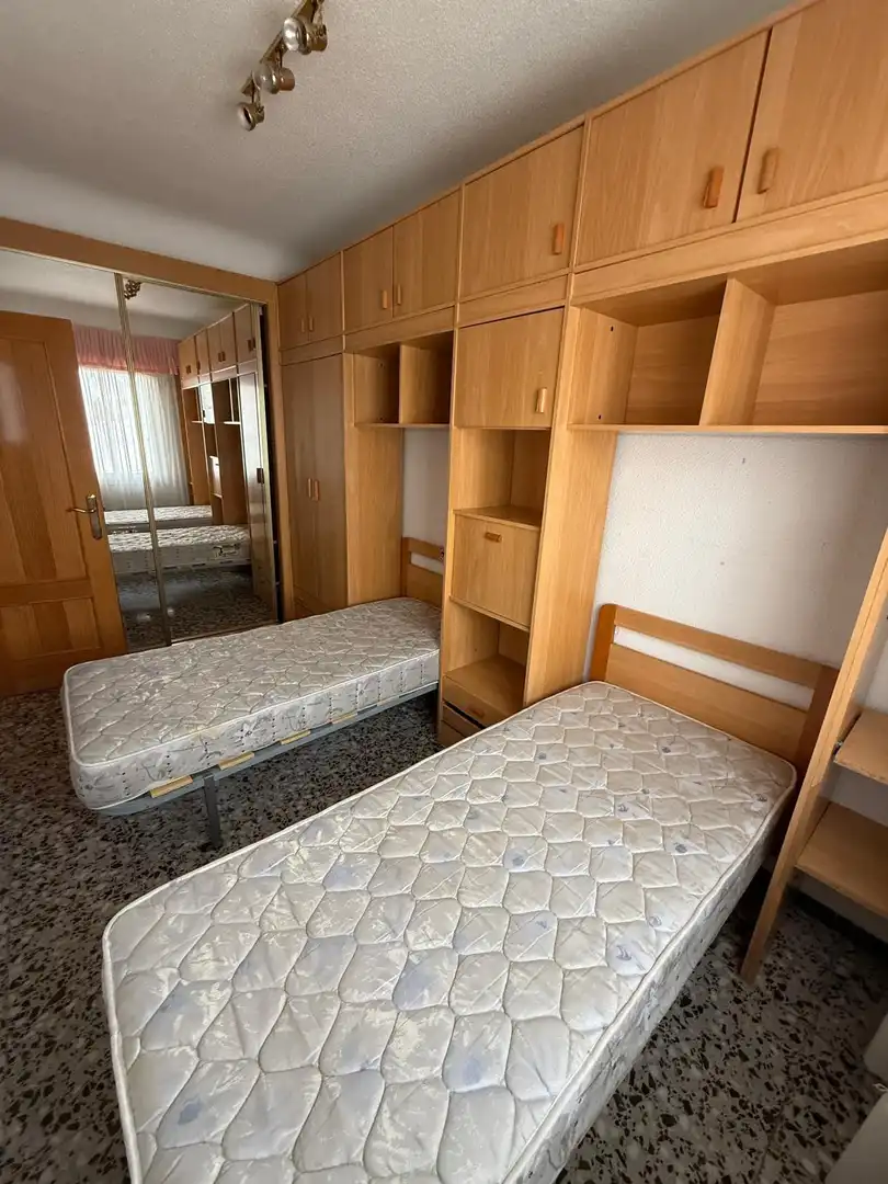 Habitación de Piso en venta en Petrer con Aire acondicionado y Balcón