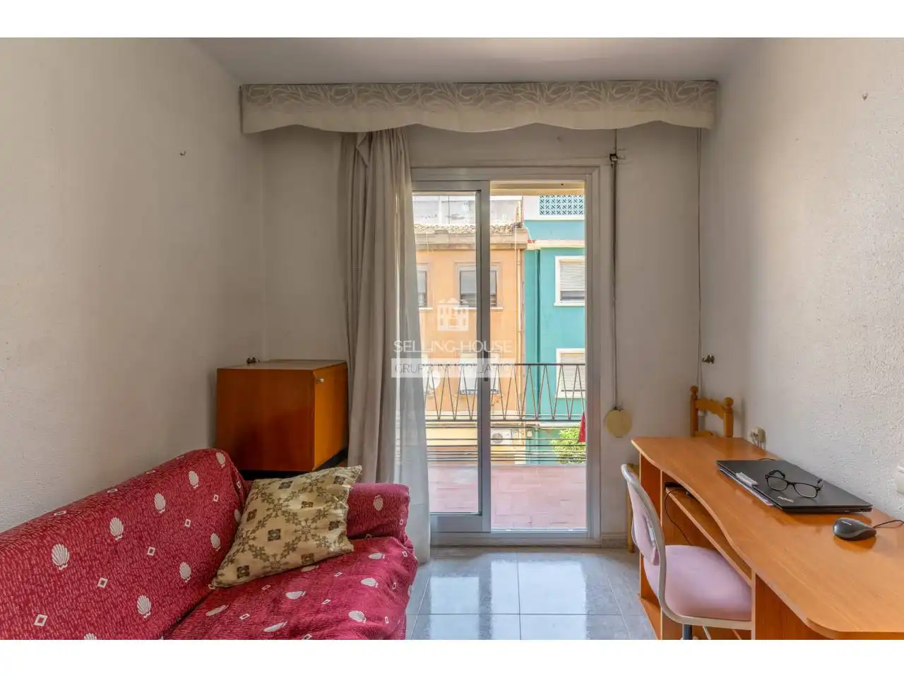 Habitación de Piso en venta en Mislata con Amueblado y Balcón