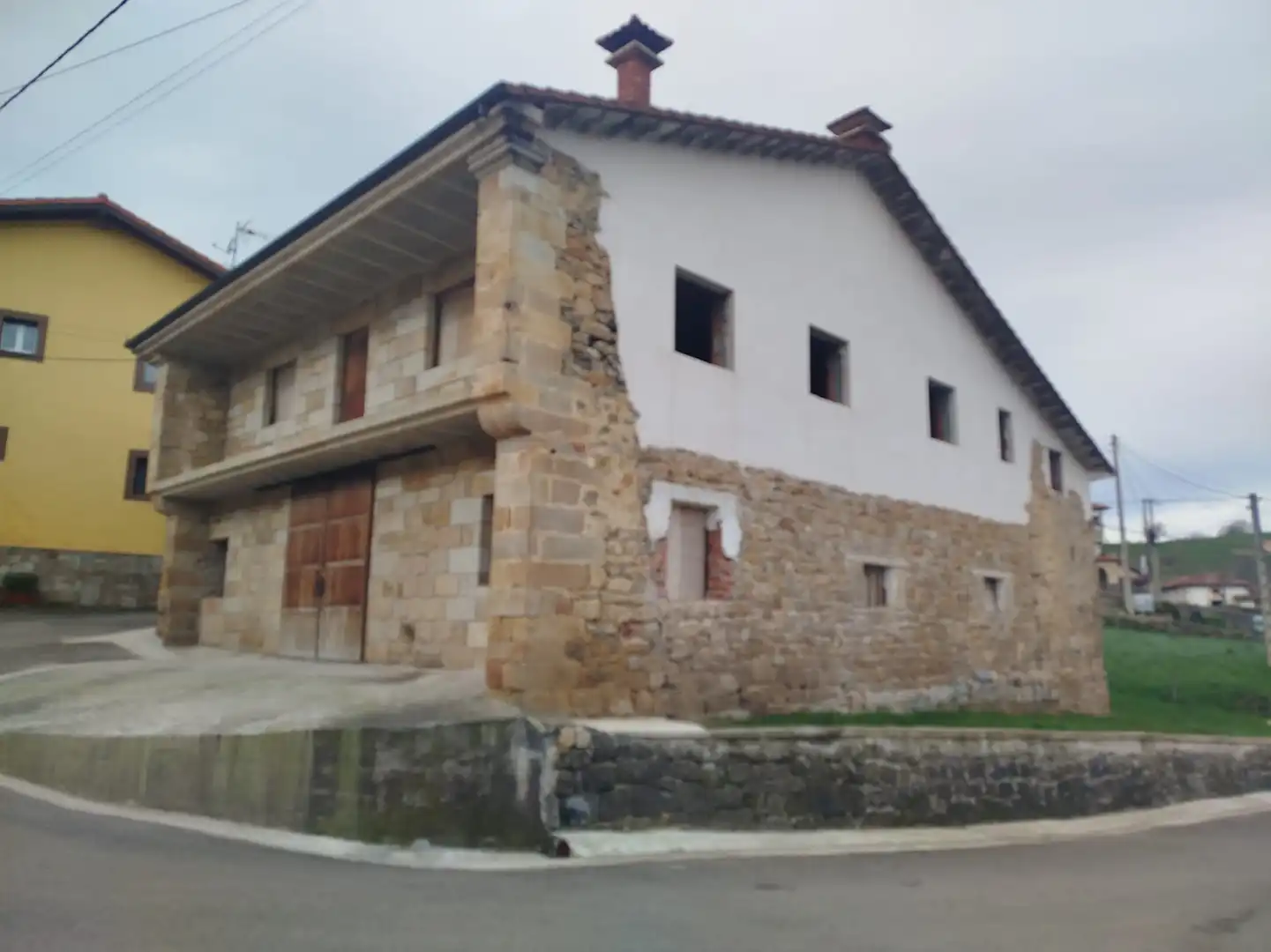 Vista exterior de Casa o chalet en venta en Villafufre con Jardín privado y Balcón
