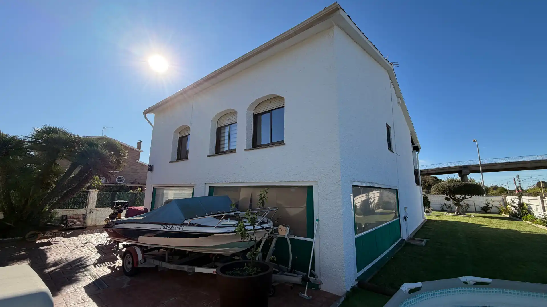 Vista exterior de Casa o xalet en venda en Creixell amb Aire condicionat, Jardí privat i Terrassa