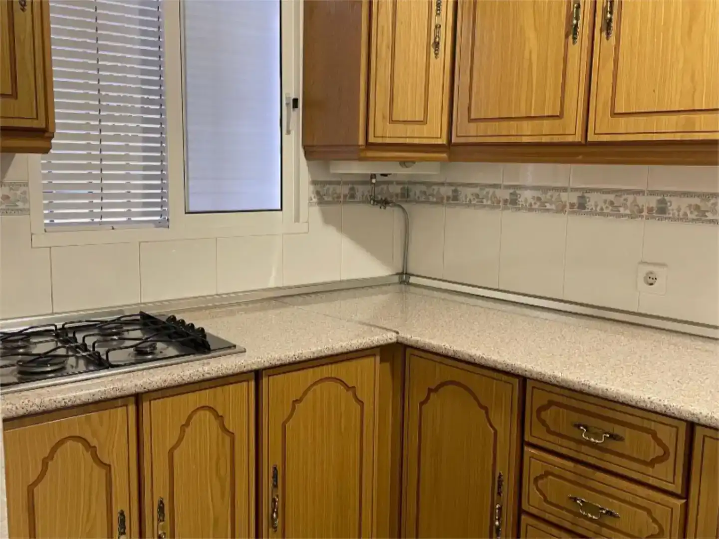 Cuina de Casa adosada en venda en Igualeja amb Traster, Moblat i Balcó