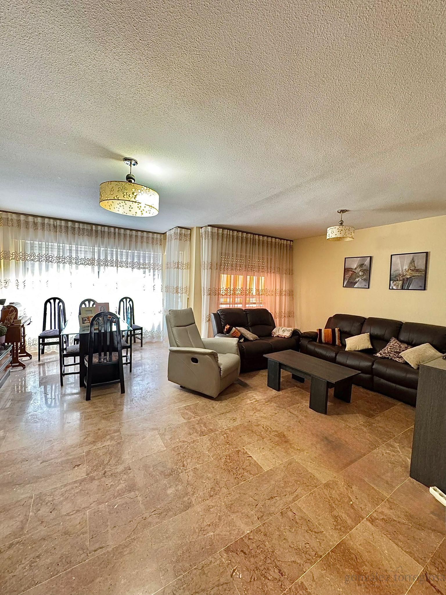 Sala d'estar de Pis en venda en Lorca amb Aire condicionat, Terrassa i Traster