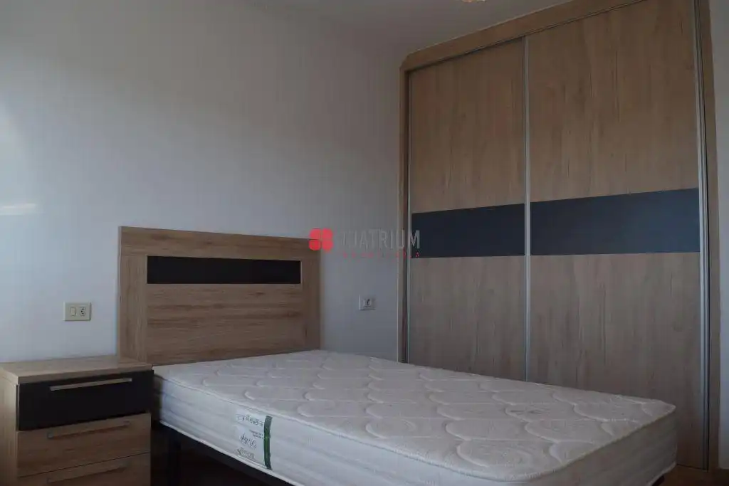 Habitación de Piso en venta en Santiago de Compostela  con Trastero