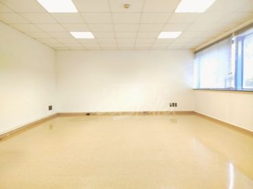 Büro zur Miete in Pla d'en Boet
