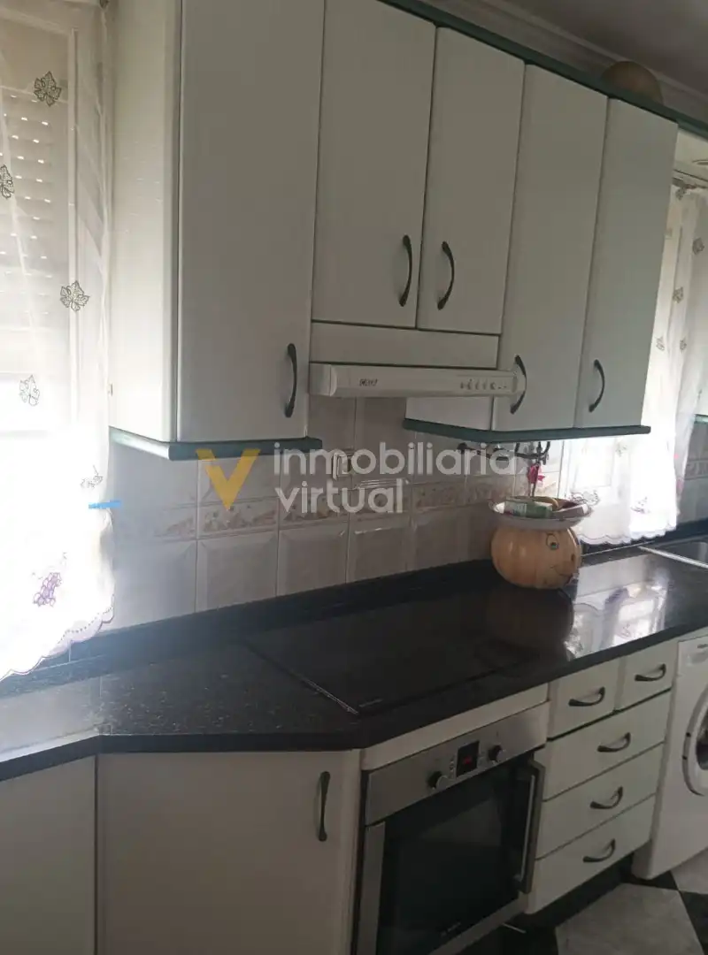 Piso con terraza en venta en Calle Almazán, imagen 3