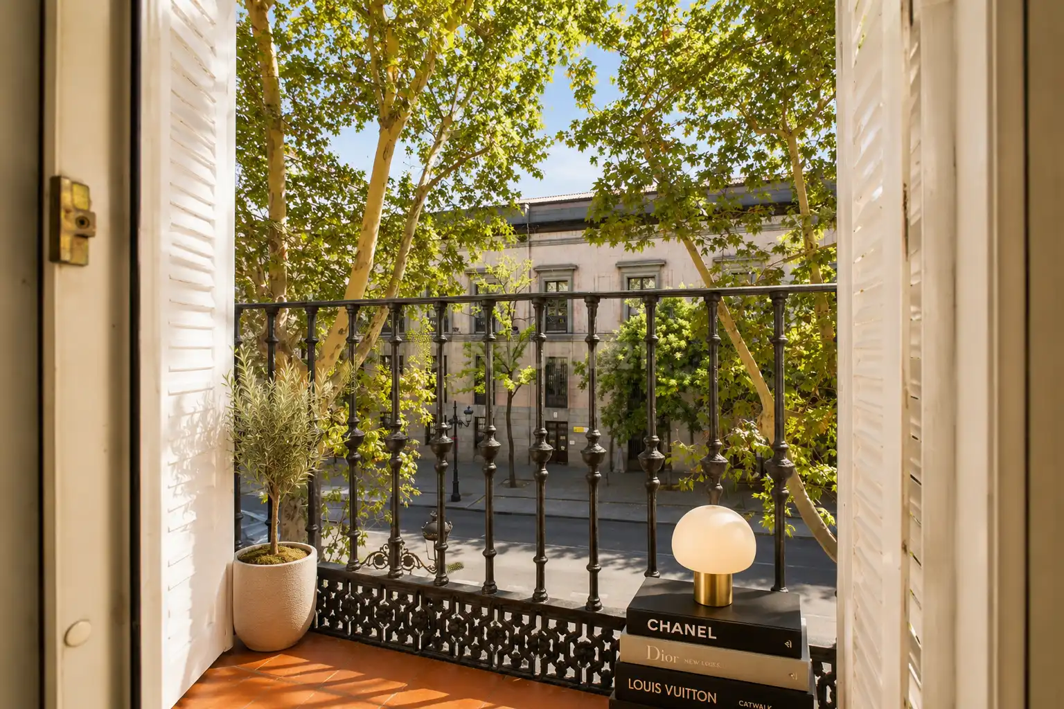 Terrassa de Pis en venda en Madrid amb Aire condicionat, TV i Domòtica