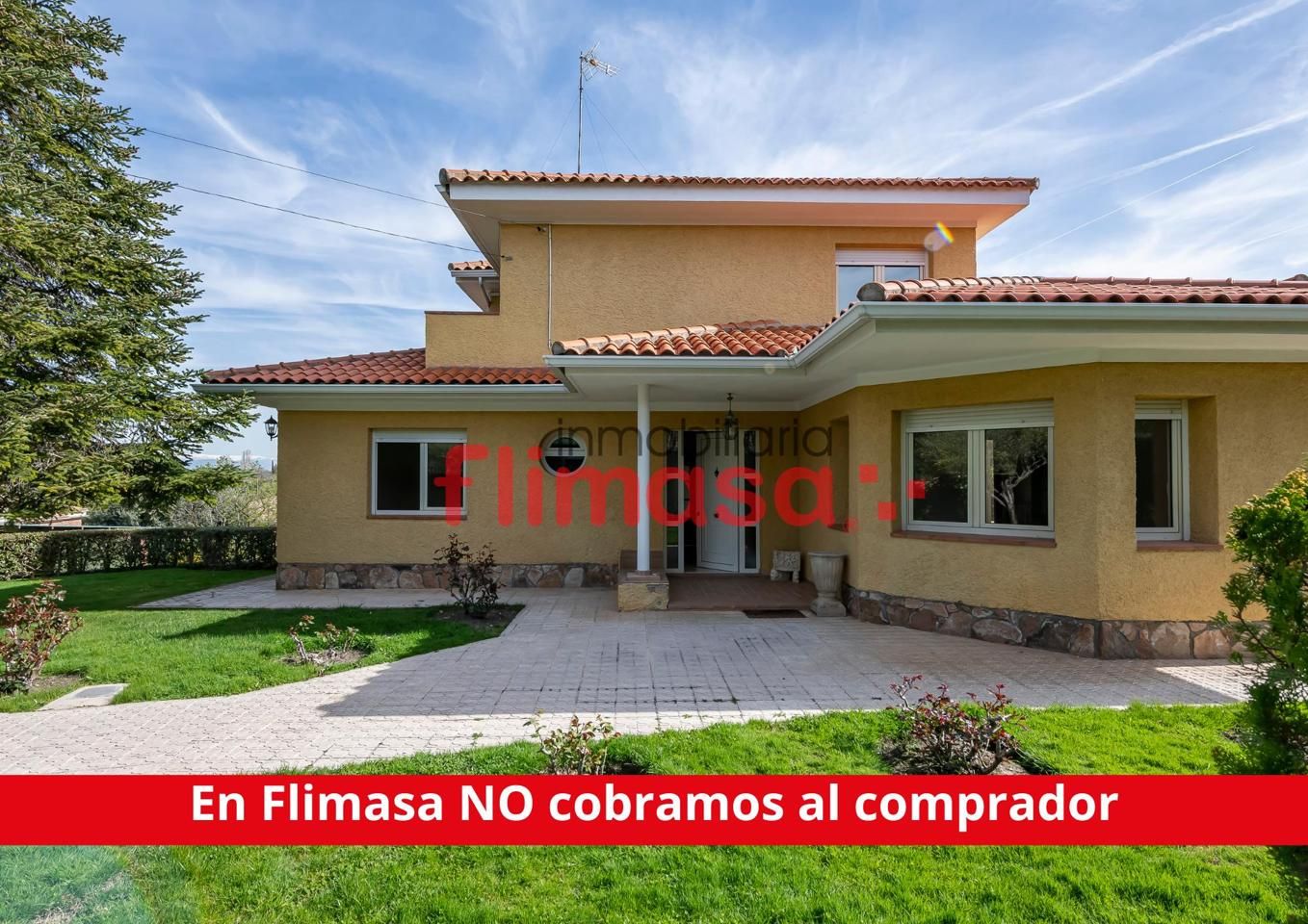 Exterior view of House or chalet for sale in Villaviciosa de Odón  with Air Conditioner, Heating and Private garden