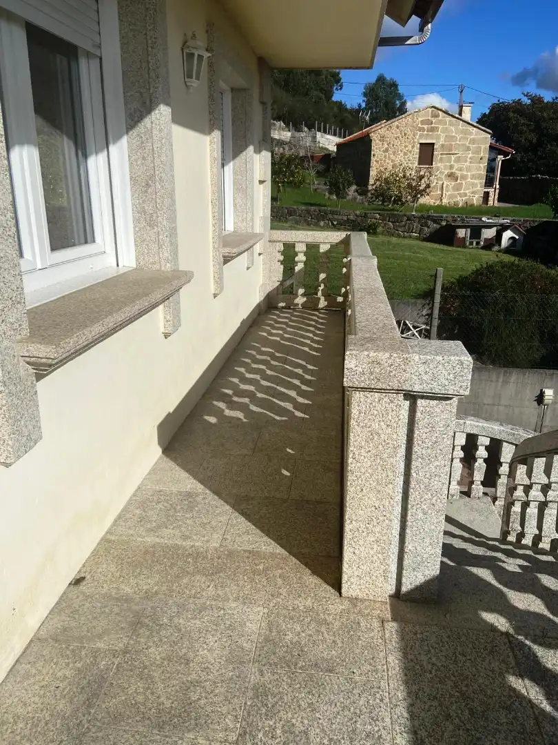 Terrassa de Casa o xalet de lloguer en Cangas  amb Calefacció, Jardí privat i Terrassa