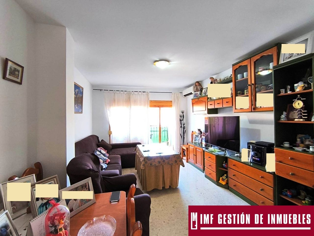 Sala de estar de Piso en venta en Vélez-Málaga con Aire acondicionado, Terraza y Amueblado