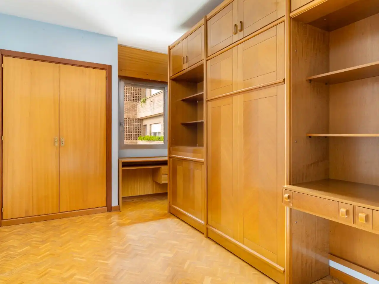 Flat for sale in Sector Islas, 16, Segunda Fase