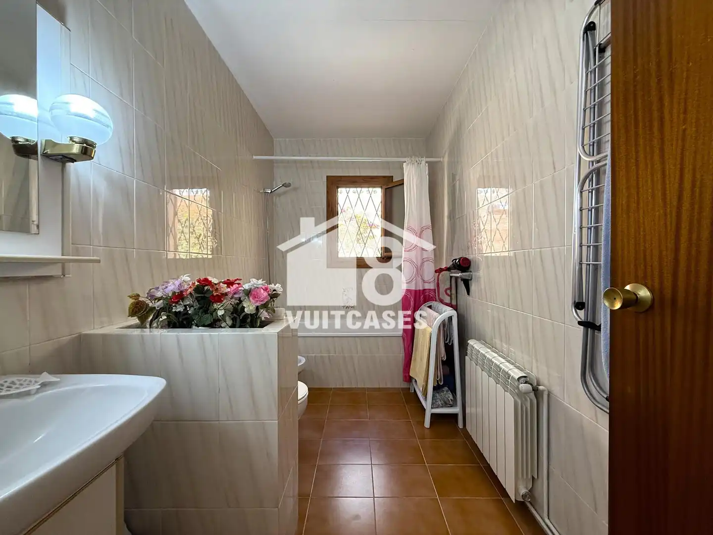 Bany de Casa o xalet en venda en Arenys de Munt amb Calefacció, Terrassa i Traster