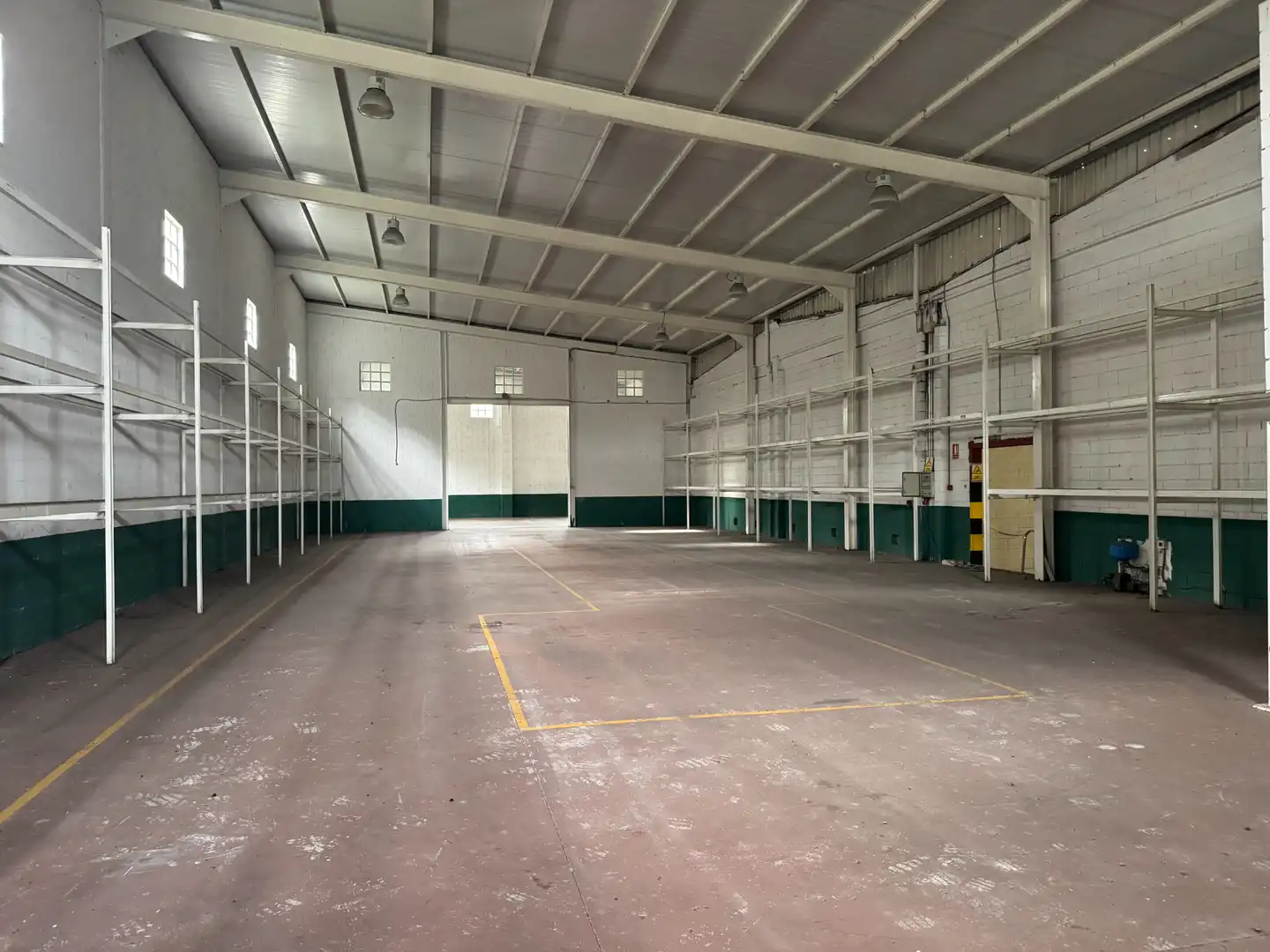 Industriegebäude zur Miete in San Cibrao das Viñas, imagen 16