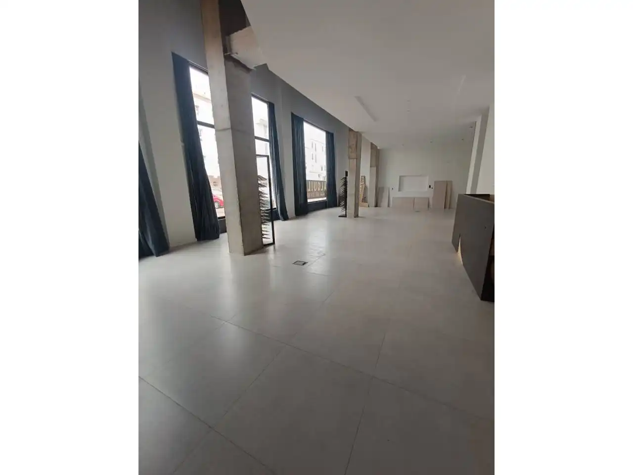 Local de lloguer en El Ejido amb Aire condicionat i Alarma