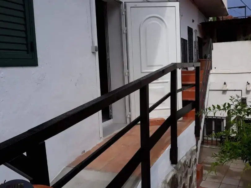 Villa mit Garten zum Verkauf in Carrer del Castell d'Argençola 14