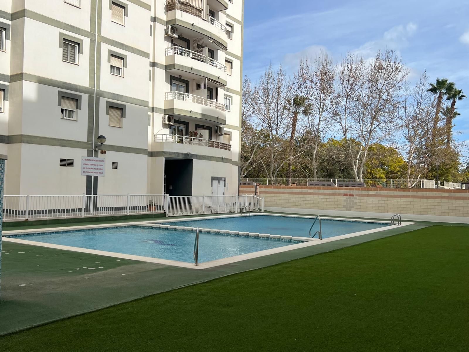 Piscina de Pis en venda en San Vicente del Raspeig / Sant Vicent del Raspeig