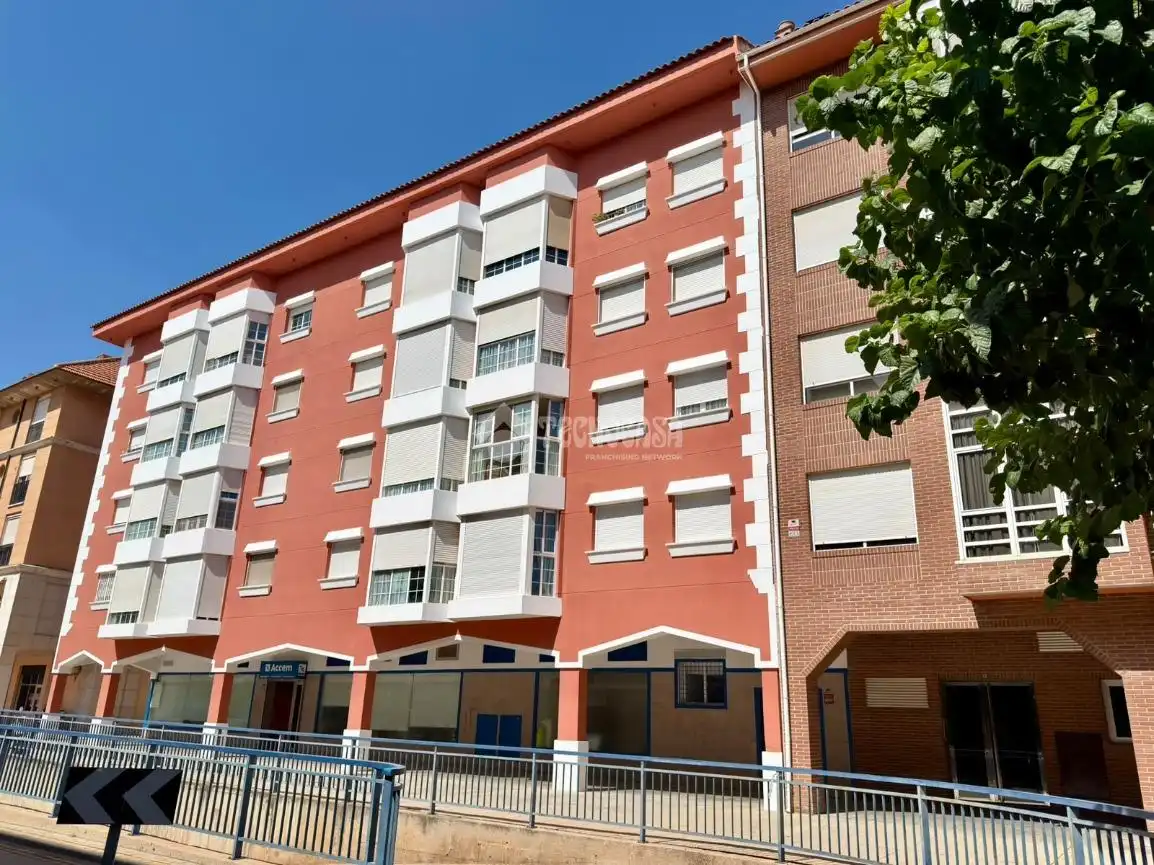 Vista exterior de Piso en venta en Murcia con Calefacción y Terraza