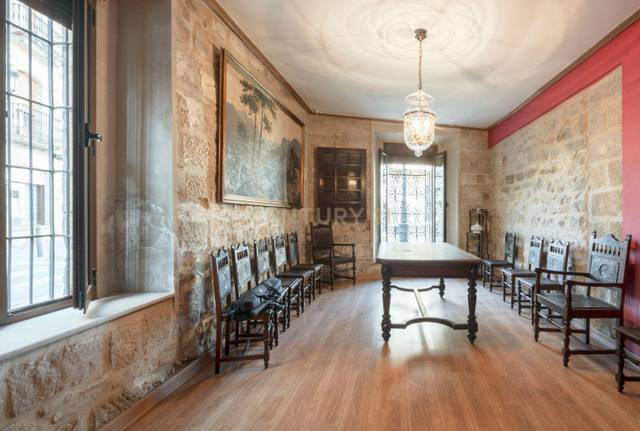 Casa-chalet en Venta en Calle San Pablo, Baeza, Spain, 51 en Baeza