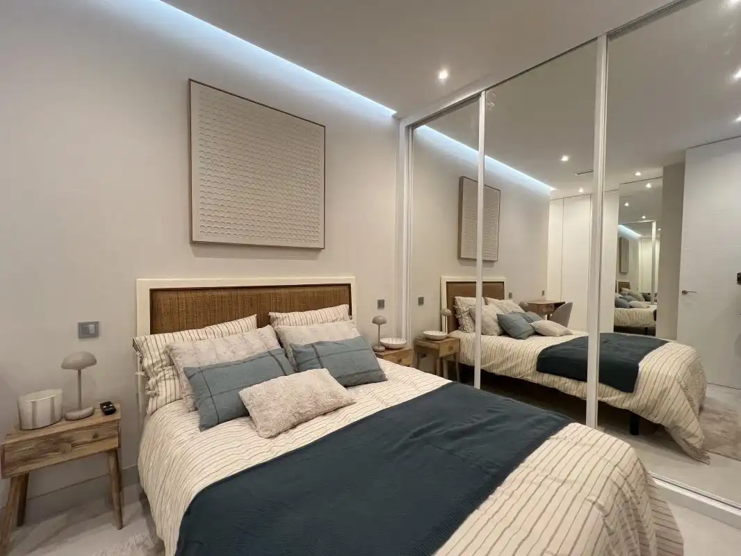 Habitación de Planta baja en venta en Madrid con Aire acondicionado y Calefacción