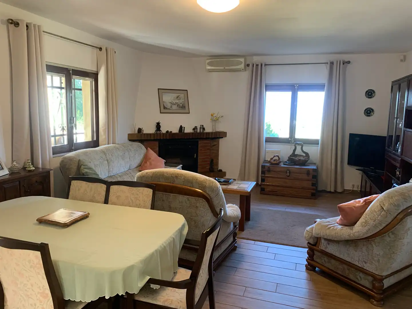 Sala d'estar de Finca rústica en venda en Tortosa amb Aire condicionat, Calefacció i Jardí privat
