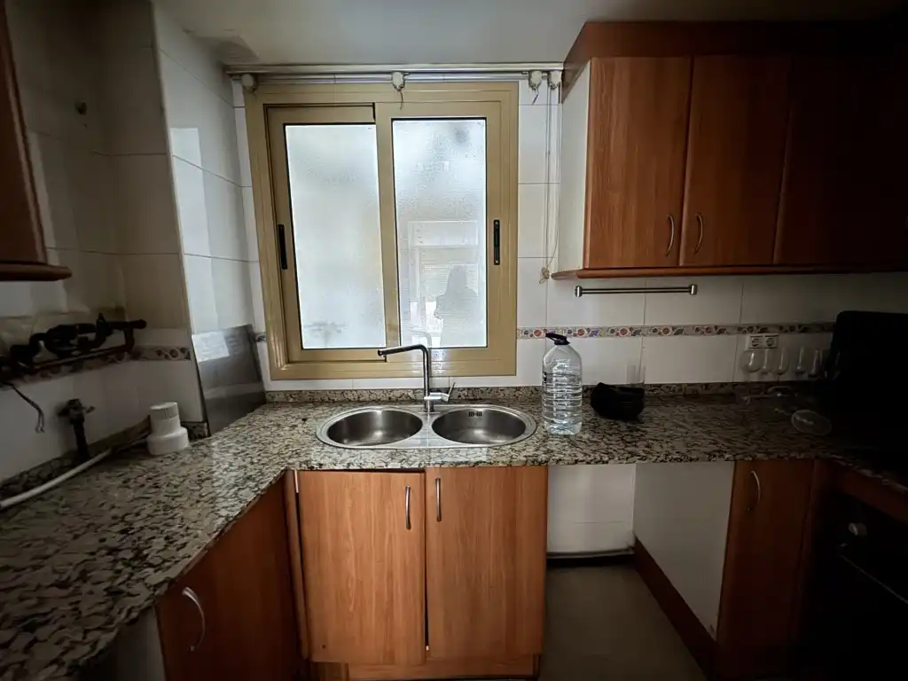 Wohnung mit Aufzug zum Verkauf in Calle Bisbe Valls