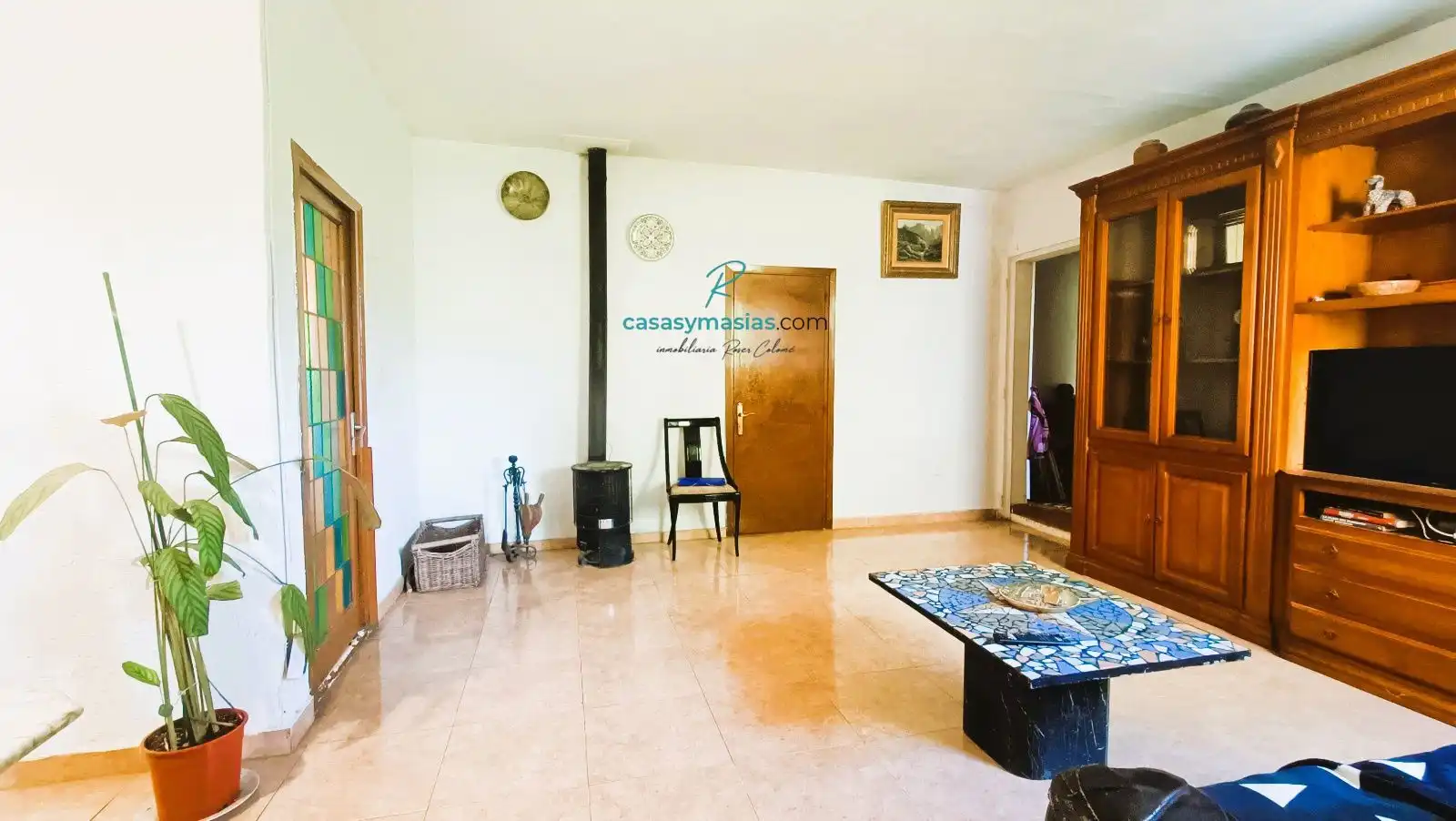 Sala d'estar de Finca rústica en venda en Castellet i la Gornal amb Calefacció, Jardí privat i Alarma
