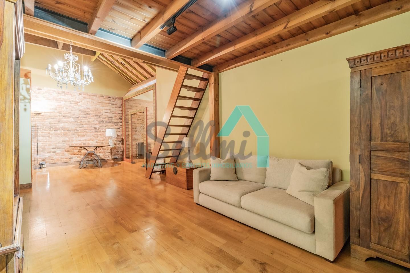 Living room of Flat for sale in Oviedo   with Parquet flooring