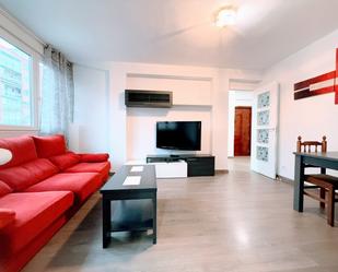 Living room of Flat to rent in  Madrid Capital  with Heating, Furnished and Oven