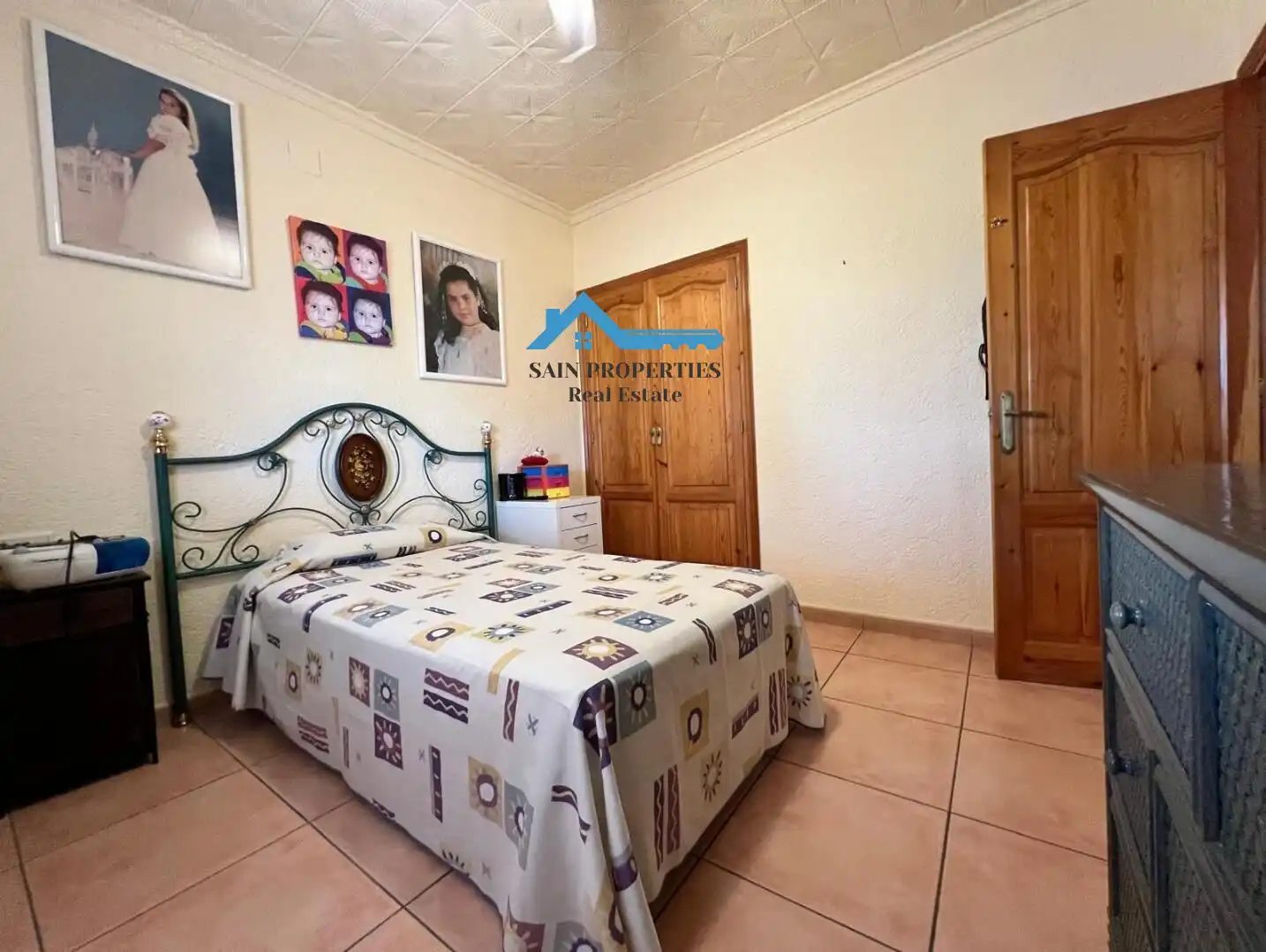 Vista exterior de Casa o chalet en venta en La Nucia con Aire acondicionado, Calefacción y Jardín privado