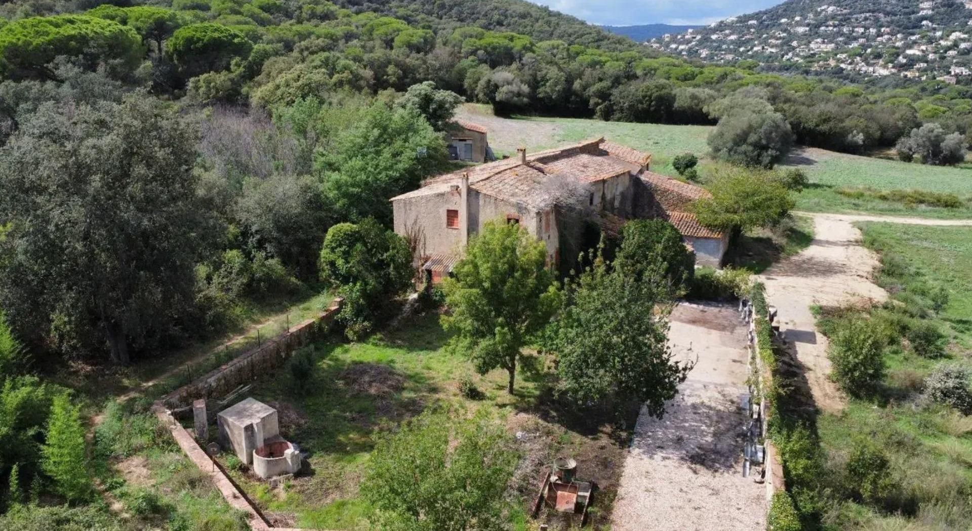 Vista exterior de Finca rústica en venda en Calonge i Sant Antoni