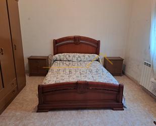 Bedroom of Country house for sale in Pantoja  with Heating, Private garden and Furnished