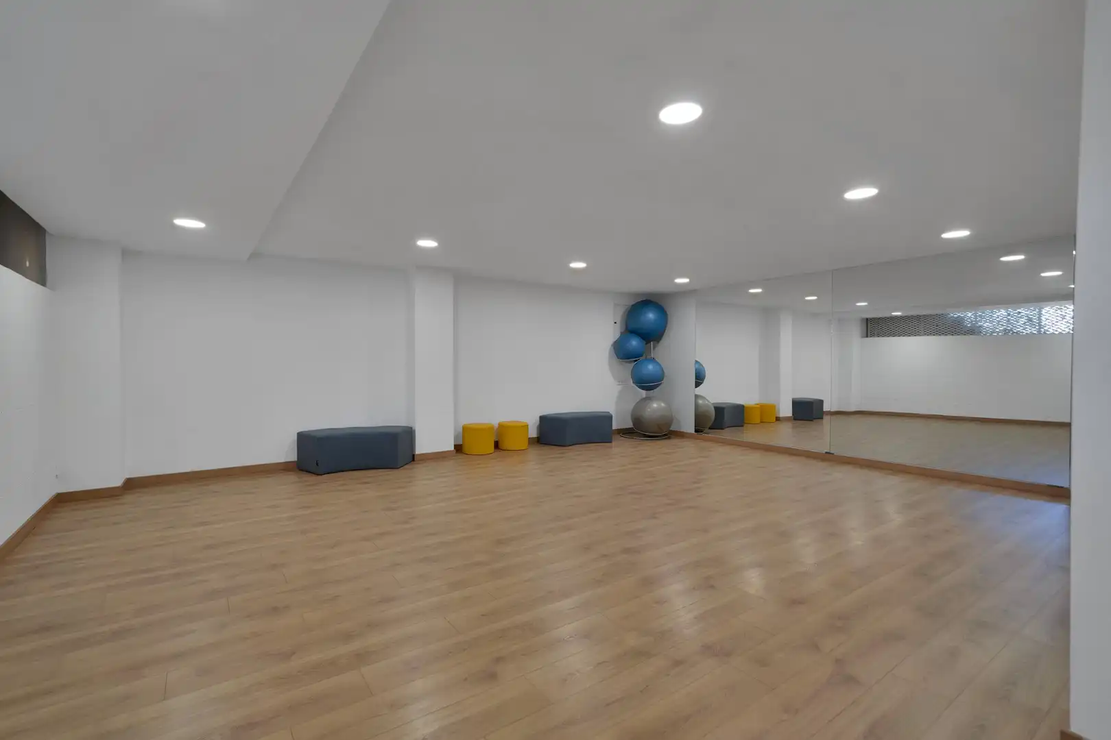 Apartament amb piscina en venda a 12 Avenida Manuel Mena Palma #3B, imagen 32