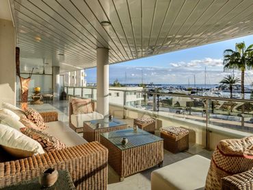 Pis amb ascensor en venda a Marina Botafoc - Platja de Talamanca