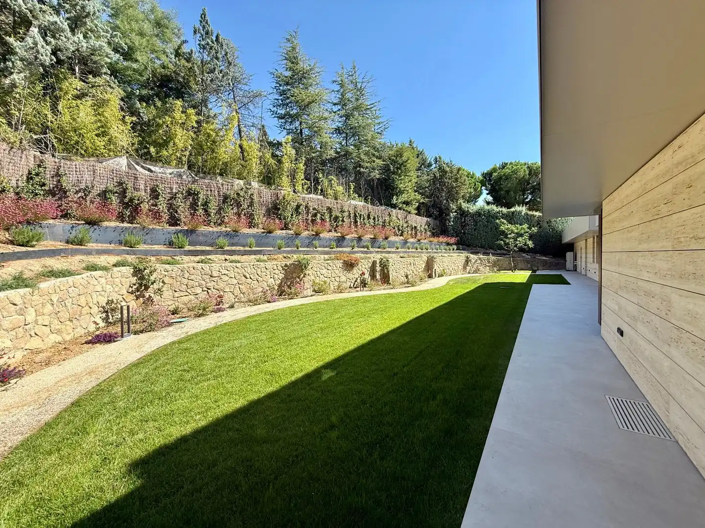 Terrassa de Casa o xalet en venda en Boadilla del Monte amb Calefacció i Jardí privat