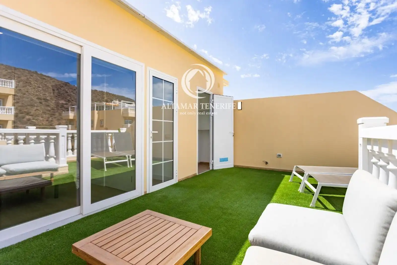 Ático con piscina en venta en C. Quezal, imagen 3
