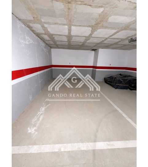 Foto 2 von Garage zum Verkauf in Calle Padre Miguel Roman, Centro, Utrera