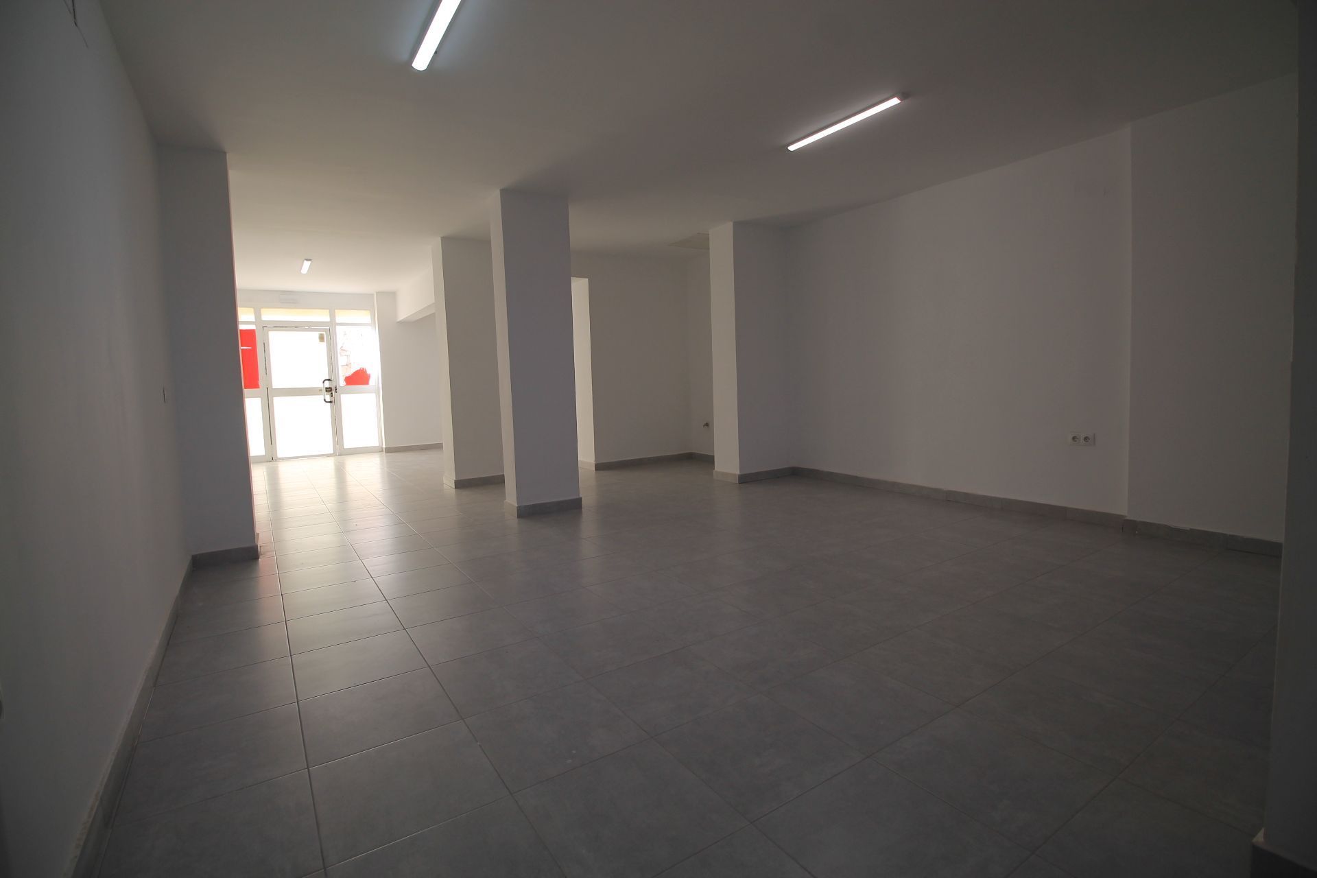 Premises for sale in Benalmádena