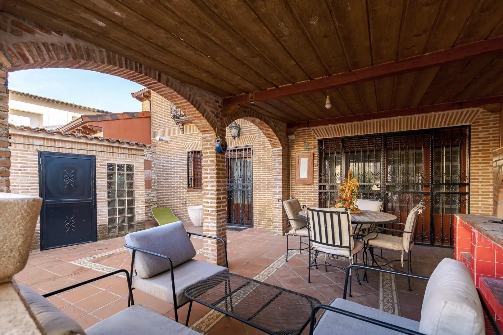 Terrassa de Casa o xalet en venda en Camarma de Esteruelas amb Calefacció i Jardí privat