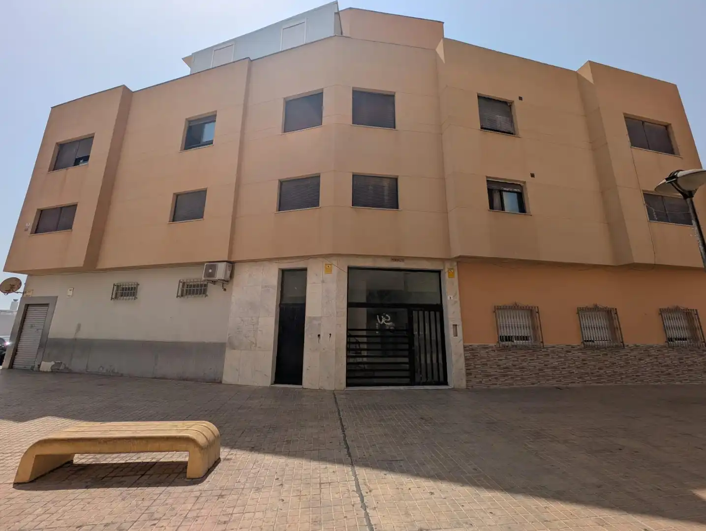 Vista exterior de Piso en venta en El Ejido