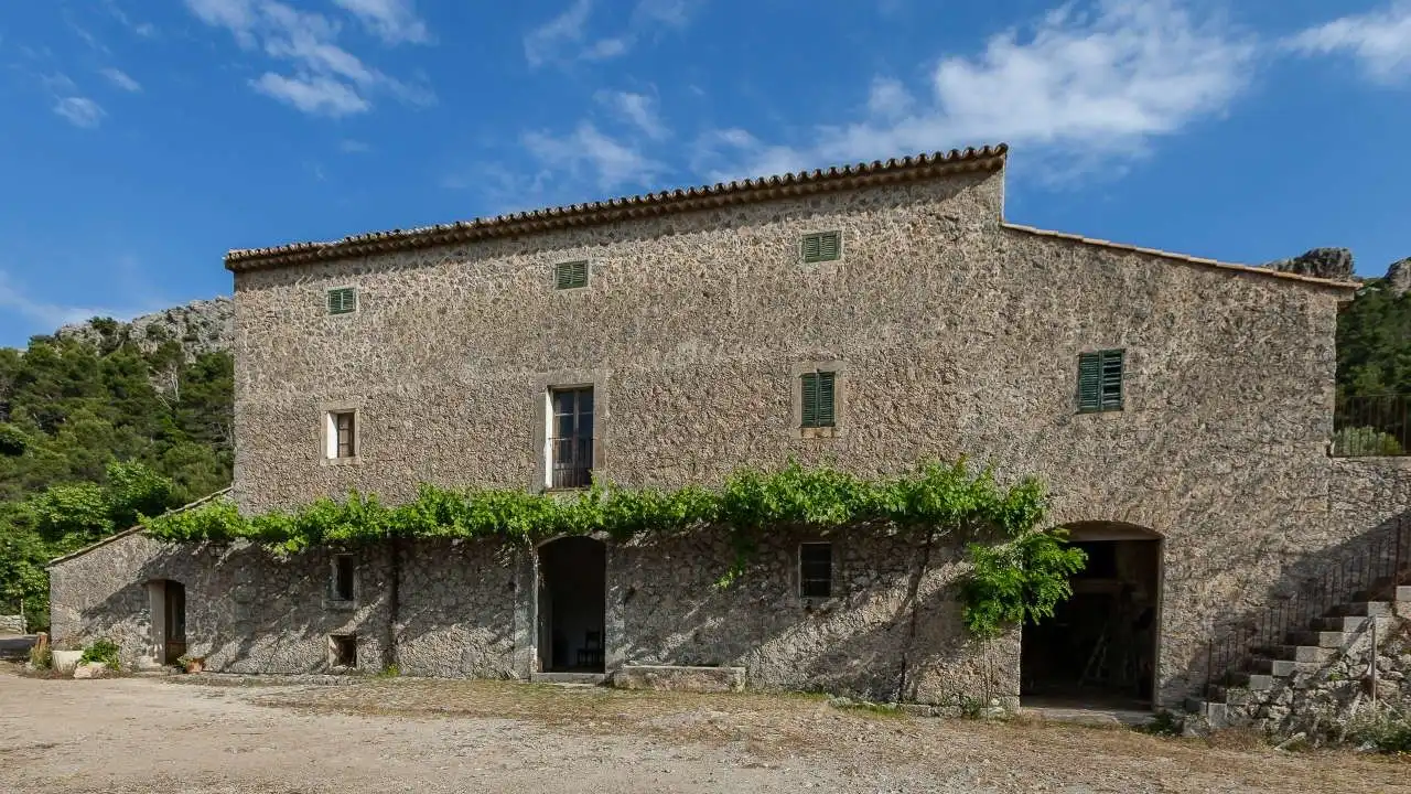 Vista exterior de Finca rústica en venta en Escorca con Jardín privado, Terraza y Trastero