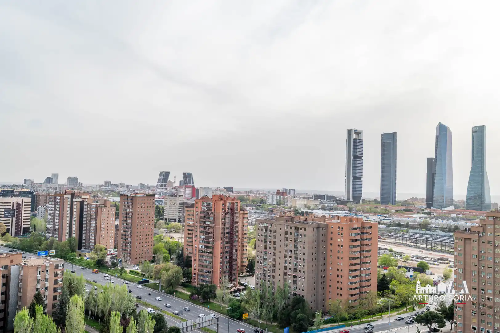 Vista exterior de Piso de alquiler en Madrid con Aire acondicionado, Trastero y Lavadora